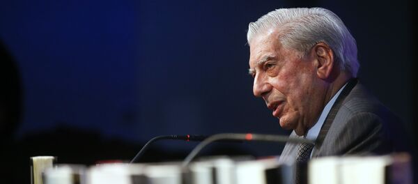 Mario Vargas Llosa, escritor peruano - Sputnik Mundo
