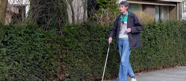 Un hombre ciego - Sputnik Mundo