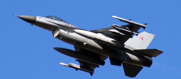 F-16 de la Fuerza Aérea de Dinamarca - Sputnik Mundo