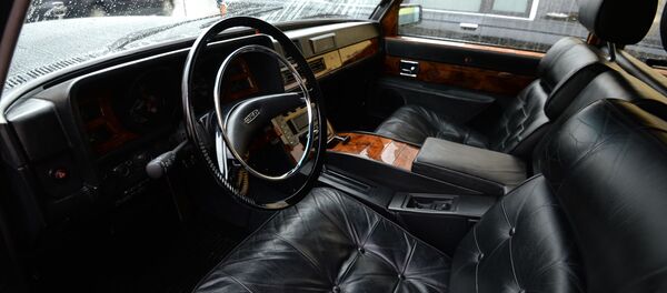 Automóvil ZIL (archivo) - Sputnik Mundo