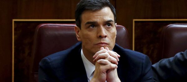 Spain's Socialist Party (PSOE) leader Pedro Sanchez reacts during an investiture debate at the parliament in Madrid, Spain, March 4, 2016. - Sputnik Mundo