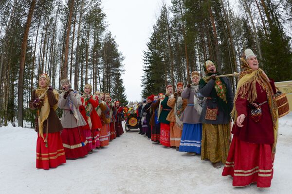 La fiesta de la Maslenitsa - Sputnik Mundo