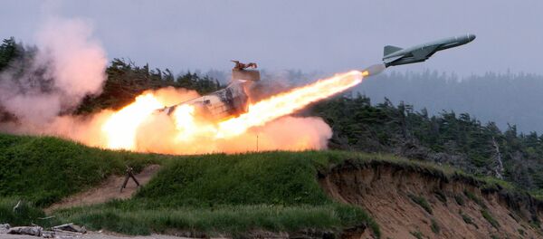Lanzamiento de un misil 'Rubezh' (RS-26 Yars-M) - Sputnik Mundo