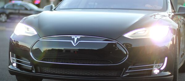 Tesla Model S - Sputnik Mundo