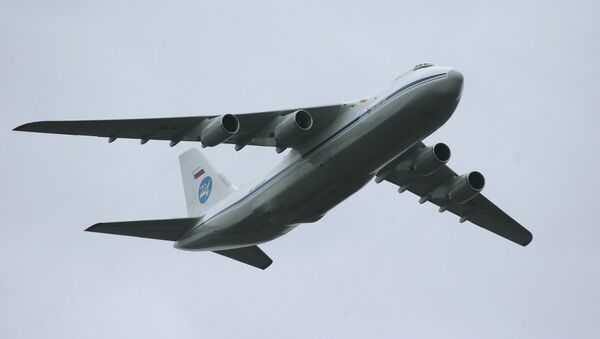 Avión de transporte ruso An-124 - Sputnik Mundo