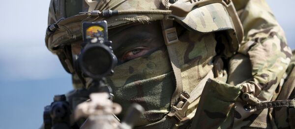 Efectivo del Cuerpo de Marines de EEUU participa en unos ejercicios  - Sputnik Mundo