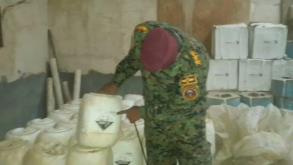 Almacén de armas químicas de Daesh en Ramadi, Irak Almacén de armas químicas de Daesh en Ramadi, Irak - Sputnik Mundo