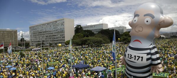 Justicia de Sao Paulo cede decisión sobre encarcelamiento de Lula al juez Moro - Sputnik Mundo