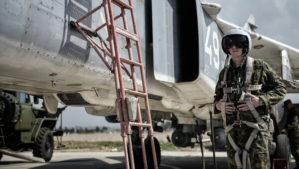 Piloto ruso en la base aérea de Hmeymim - Sputnik Mundo