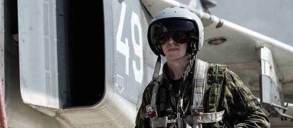 Piloto ruso en la base aérea de Hmeymim - Sputnik Mundo