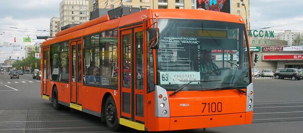 Trolebús Trolza-5265 Megapolis en las calles de Moscú Trolebús Trolza-5265 Megapolis en las calles de Moscú - Sputnik Mundo