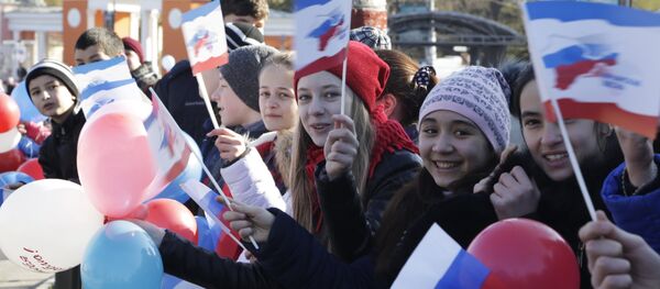 La celebración de la adhesión de Crimea a Rusia (archivo) - Sputnik Mundo