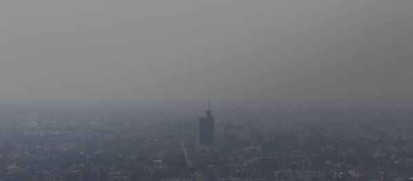 Decretan segundo día de emergencia ambiental en Ciudad de México - Sputnik Mundo