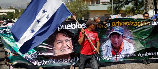 Protesta en Honduras reclamando justicia para Berta Cáceres - Sputnik Mundo