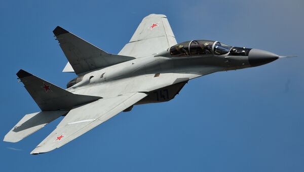 El caza MiG-35 en el salón aeroespacial MAKS-2015 - Sputnik Mundo