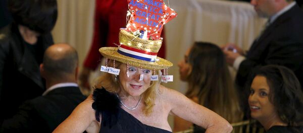 Una partidaria de Donald Trump - Sputnik Mundo