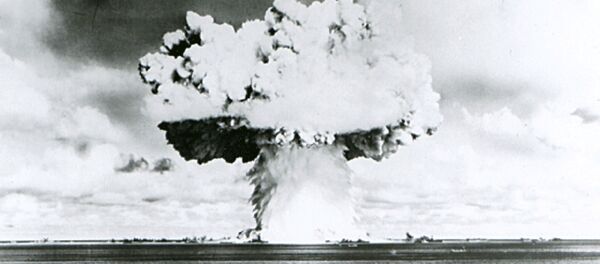 La prueba nuclear de EEUU en el atolón Bikini (archvio) - Sputnik Mundo