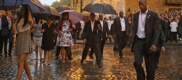 Presidente de EEUU Barack Obama con su esposa Michelle y sus hijas Malia y Sasha en La Habana Vieja - Sputnik Mundo