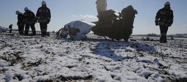 Los restos del avión siniestrado en Rostov del Don - Sputnik Mundo