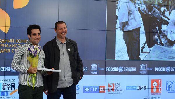 Церемония награждения победителя и призеров Международного конкурса фотожурналистики имени Андрея Стенина Церемония награждения победителя и призеров Международного конкурса фотожурналистики имени Андрея Стенина - Sputnik Mundo