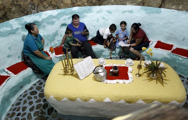 La extraordinaria casa subterránea de Costa Rica La extraordinaria casa subterránea de Costa Rica - Sputnik Mundo