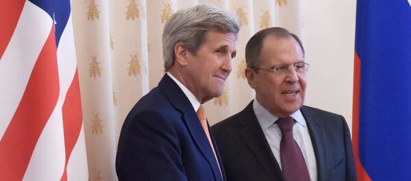 El encuentro entre el Ministro de Exteriores de Rusia Serguéi Lavrov y John Kerry, el secretario del estado de EEUU - Sputnik Mundo