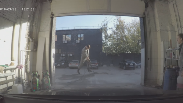 El vuelo de un lavacoches - Sputnik Mundo