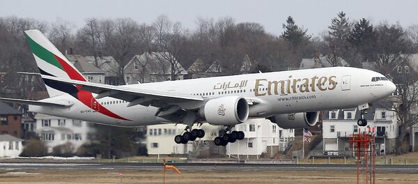 Avión de la compañía Emirates - Sputnik Mundo