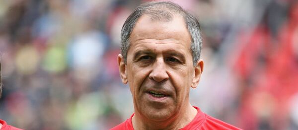 Serguéi Lavrov, canciller ruso, jugando al fútbol (archivo) Serguéi Lavrov, canciller ruso, jugando al fútbol (archivo) - Sputnik Mundo