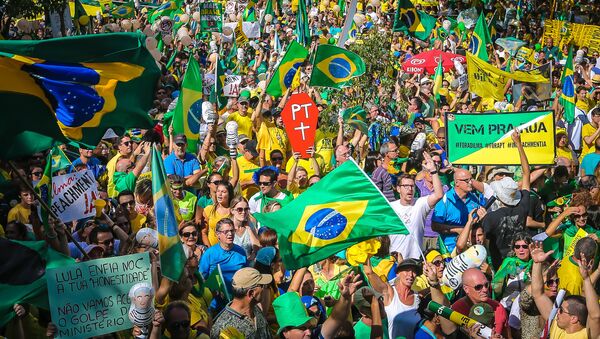 Manifestación antigubernamental en Brasil - Sputnik Mundo