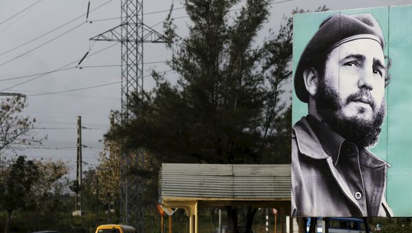 Una imagen de Fidel Castro en las calles de la Habana - Sputnik Mundo