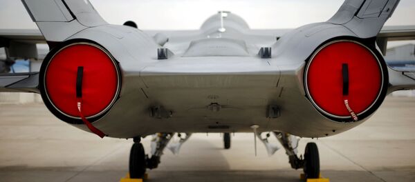 Истребитель на выставке FIDAE в Сантьяго - Sputnik Mundo