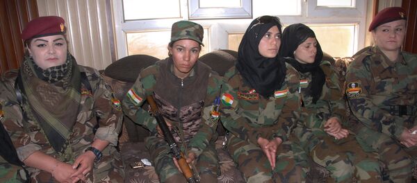 Batallón de mujeres peshmerga en Irak - Sputnik Mundo
