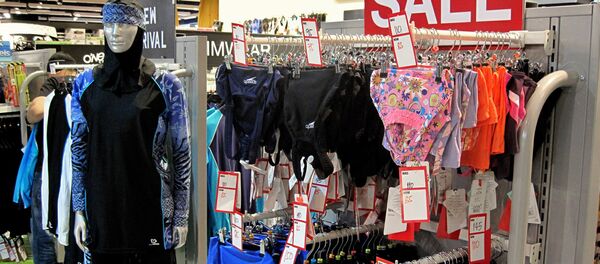 Un burkini - Sputnik Mundo