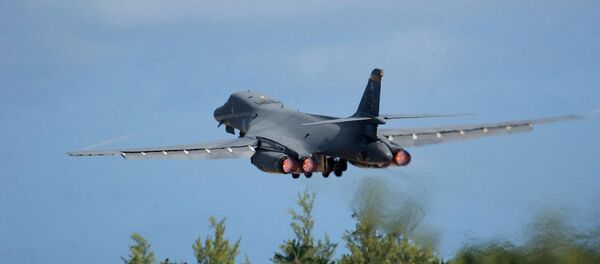 El bombardero B-1B de las Fuerzas Aéreas de EEUU (archivo) - Sputnik Mundo