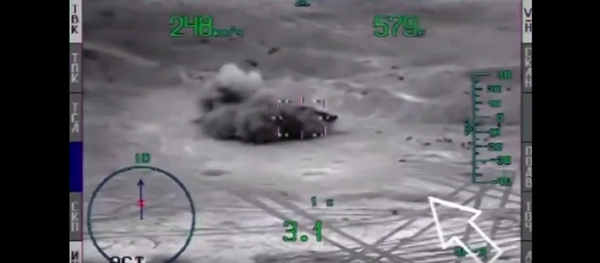 Ataques de los helicópteros rusos Mi-28 contra yihadistas - Sputnik Mundo