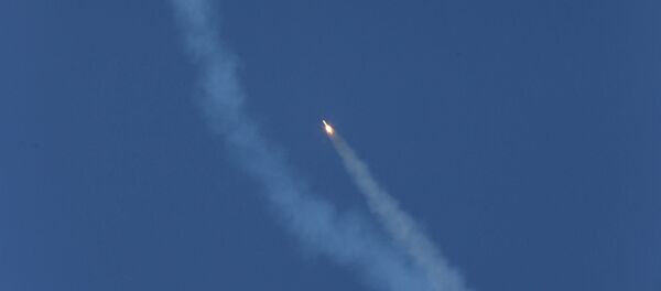 Misil balístico iraní, lanzado el 9 de marzo de 2016 - Sputnik Mundo