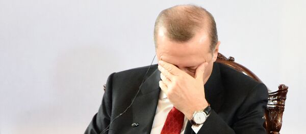Turkey president Recep Tayyip Erdogan attends a press conference at the presidential palace in Abidjan, on February 29, 2016. - Sputnik Mundo