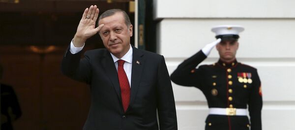Recep Tayyip Erdogan, presidente de Turquía, arriba a la Casa Blanca - Sputnik Mundo