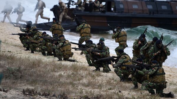 Maniobras de la OTAN Trident Juncture 2015 - Sputnik Mundo