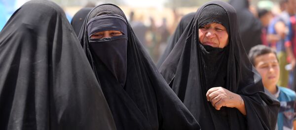 Mujeres en Faluya (archivo) - Sputnik Mundo