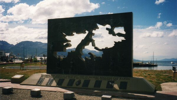 Memorial de la Guerra de Malvinas en Ushuaia - Sputnik Mundo