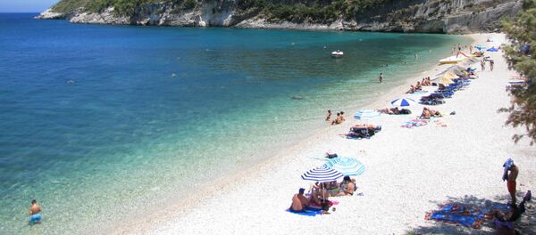 Una playa en Grecia  - Sputnik Mundo