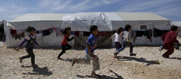 Niños sirios Niños sirios - Sputnik Mundo