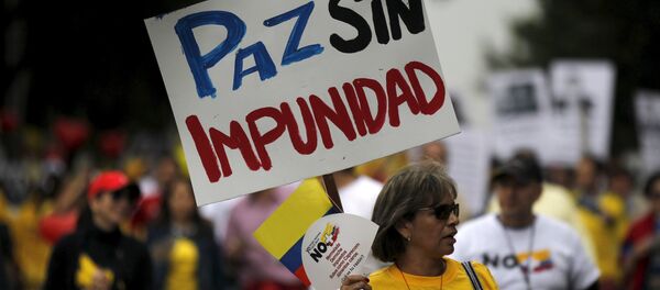 Marcha contra el diálogo con las FARC, Bogotá - Sputnik Mundo