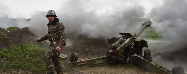 Unidad de artillería de las Fuerzas Armadas de Armenia en Nagorno Karabaj - Sputnik Mundo
