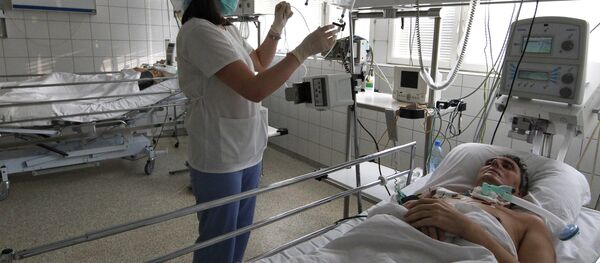 Un paciente en un hospital de Rusia Un paciente en un hospital de Rusia - Sputnik Mundo