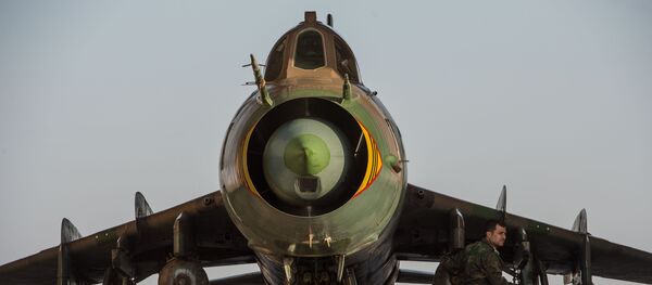 Una base de las Fuerzas Aéreas de Siria - Sputnik Mundo