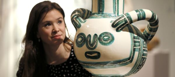 Vase Gros Oiseau Vert de Picasso - Sputnik Mundo