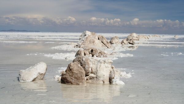 Salar de Uyuni en Bolivia - Sputnik Mundo